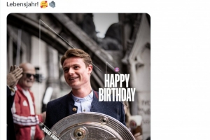 拜仁官方祝贺乌尔比希23岁生日快乐，其上赛季代表球队出战20场比赛，共丢21球。